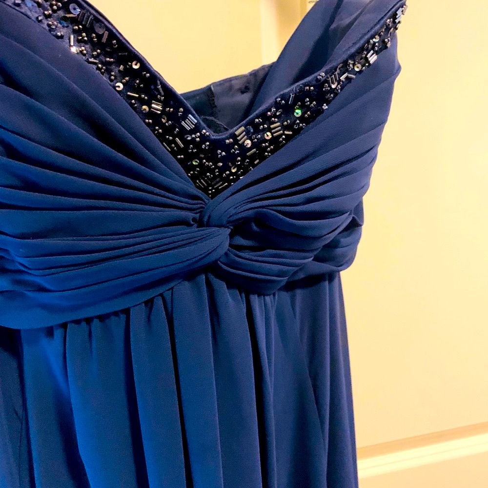 Navy formal dress. Perfect for prom or graduation dance!